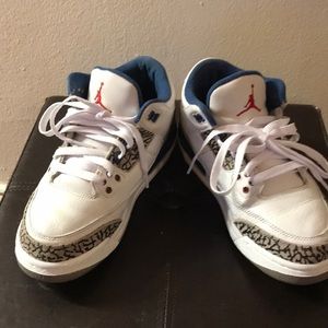 ***CLOSE Closet SALE****Jordan retro 3 true blue
